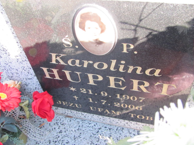 Grób Karolina Hupert